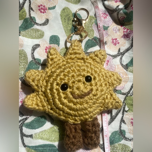 Jellycat sun Crochet Keychain charm - Picture 5 of 6